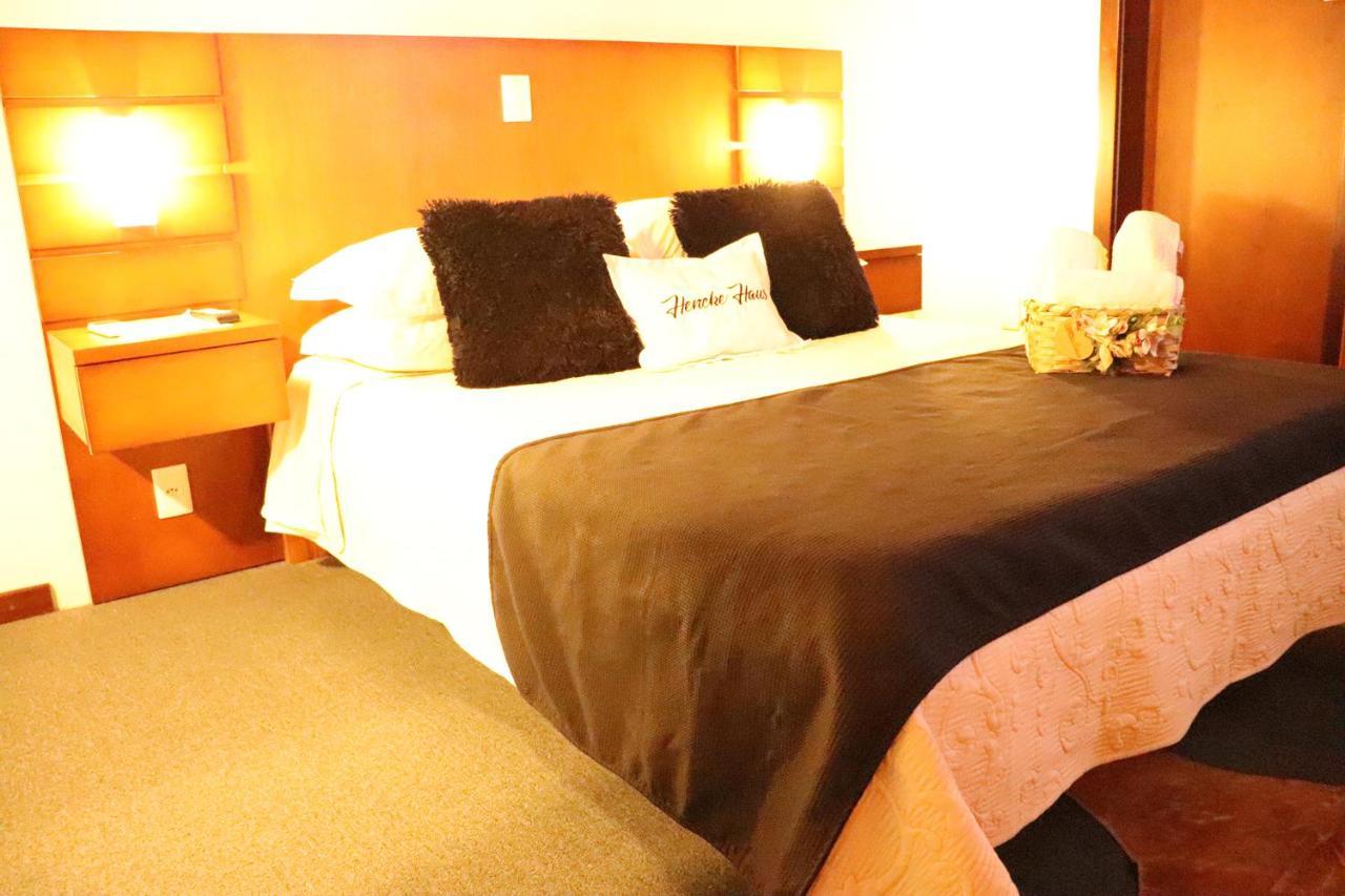Pousada Hencke Haus (Adults Only) Канела Екстер'єр фото